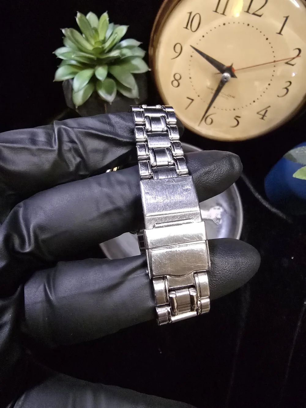 1990's Disney Stainless Steel Mickey Calendar Watch - Black Dial (FOSSIL)